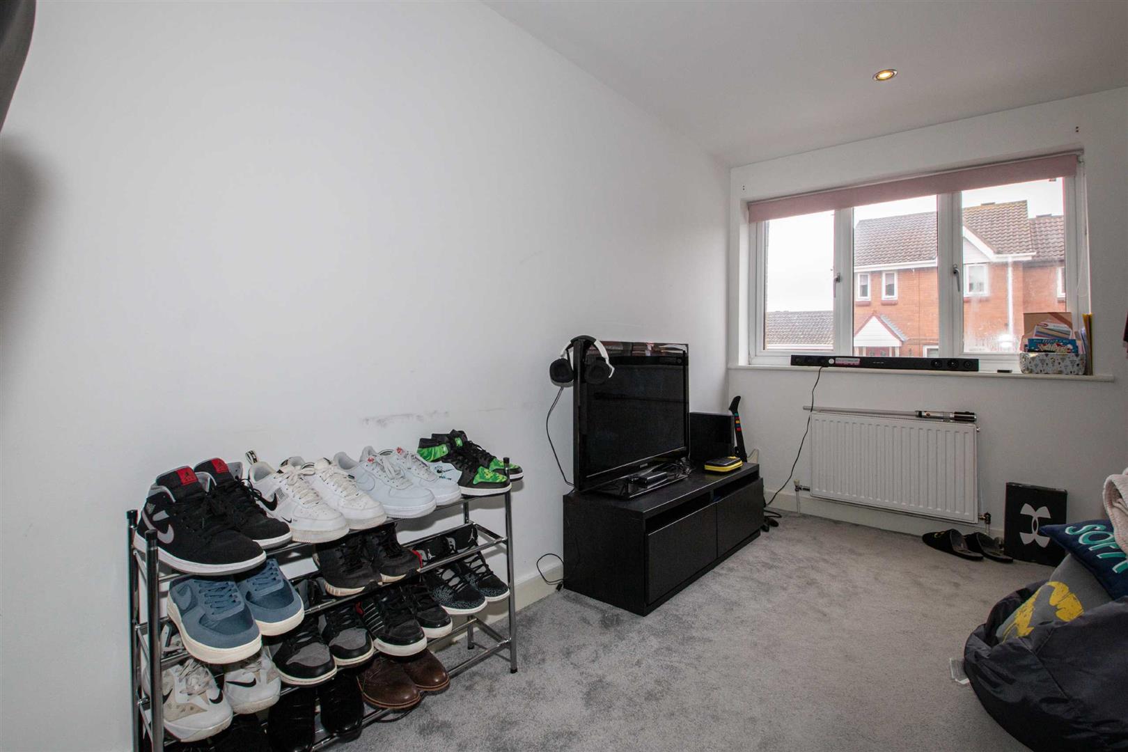 Aintree Close, Bletchley, Milton Keynes